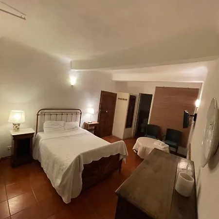 D' Hotes L'escalo A Moutiers-ste-marie