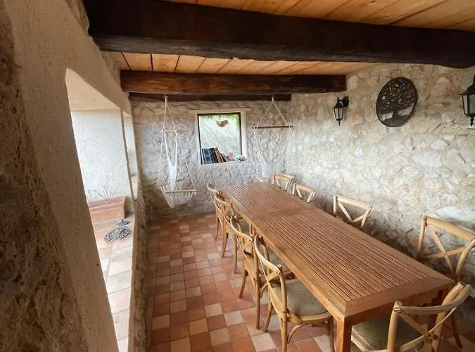 Couette-café D' Hôtes L'escalo à Moutiers-ste-marie